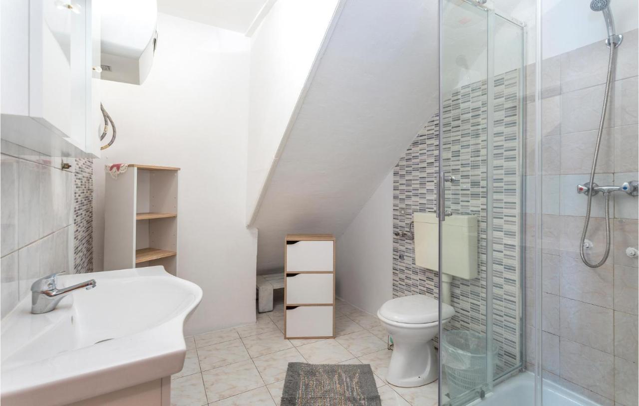 Lovely Apartment In Stara Baska 1 With Kitchen Exterior foto